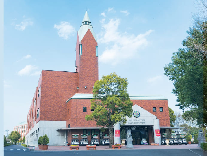 狭山キャンパス2号館 オアシス館